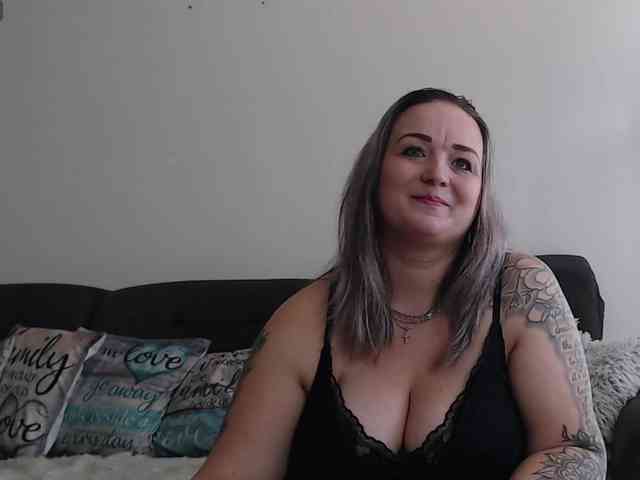 blondeWeronique webcam