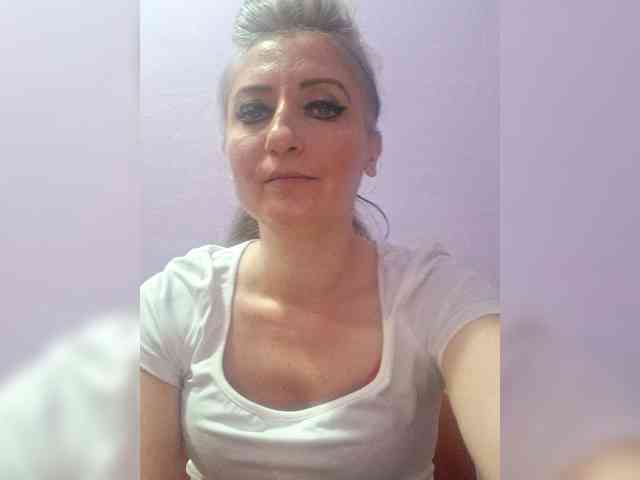 ChristianaHot webcam