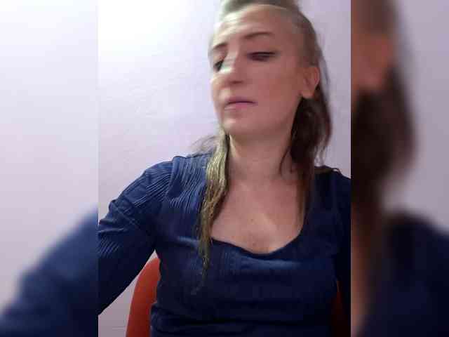 ChristianaHot webcam