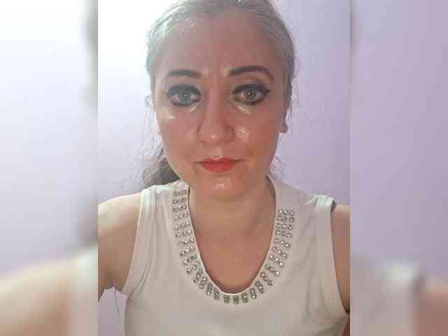 ChristianaHot webcam