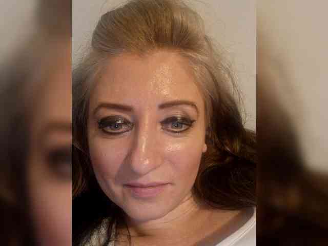 ChristianaHot webcam