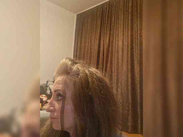 ChristianaHot webcam