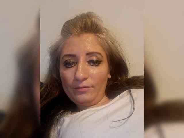 ChristianaHot webcam