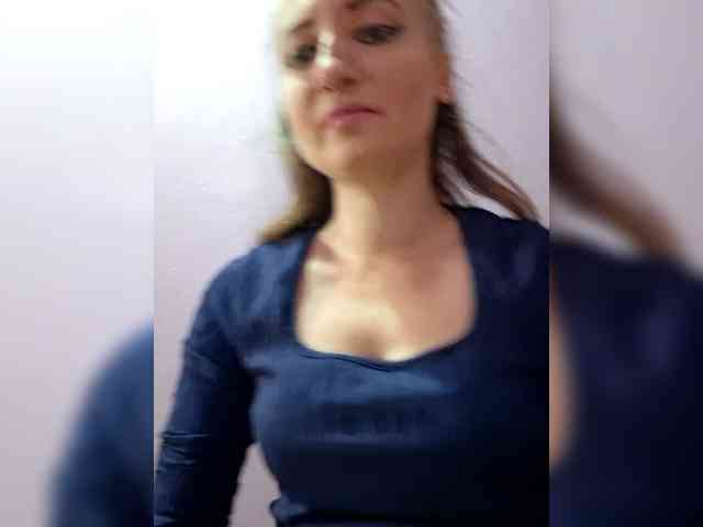 ChristianaHot webcam