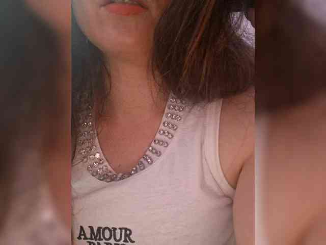 ChristianaHot webcam