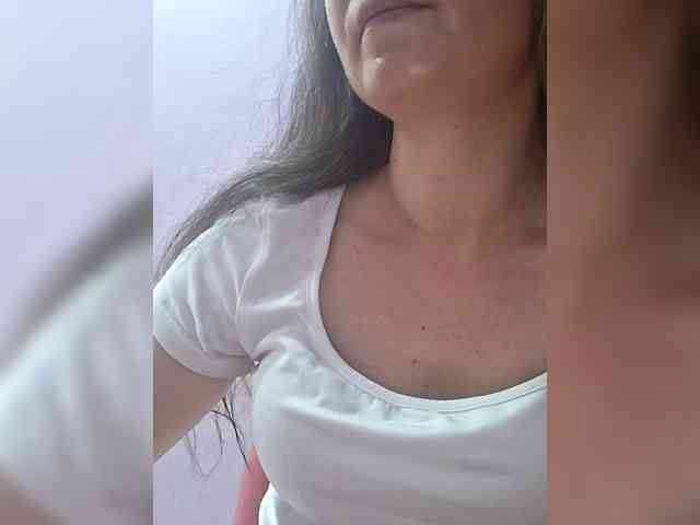 ChristianaHot Live Webcam on BongaCams