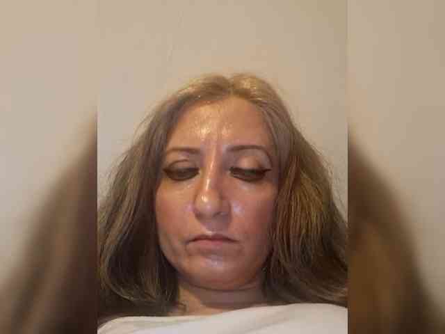 ChristianaHot webcam