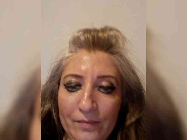 ChristianaHot webcam