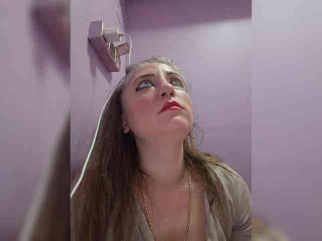 ChristianaHot webcam