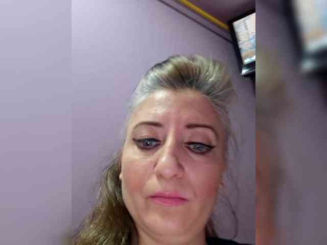 ChristianaHot webcam