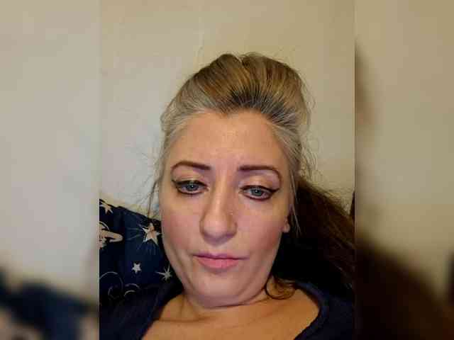 ChristianaHot webcam