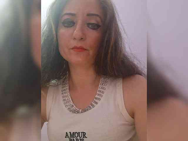 ChristianaHot webcam