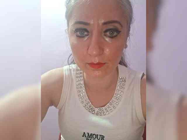 ChristianaHot webcam