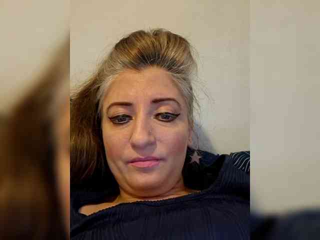 ChristianaHot webcam