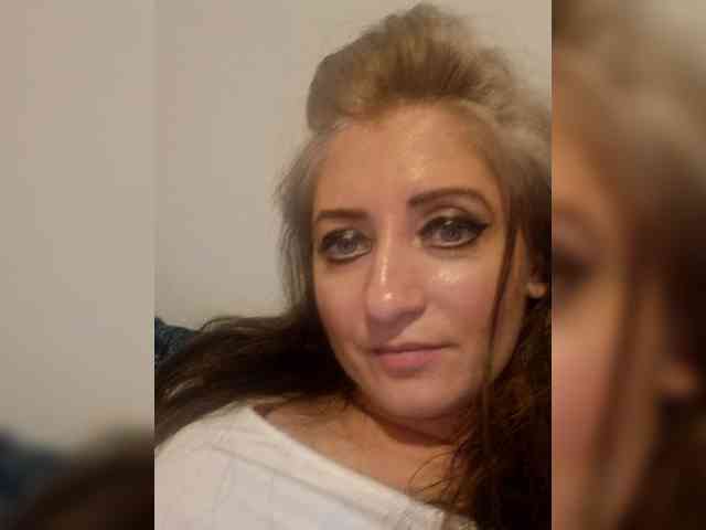 ChristianaHot webcam