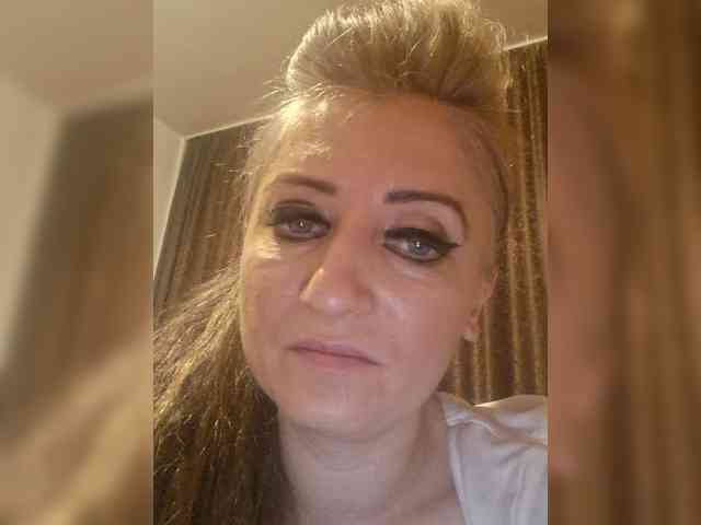 ChristianaHot webcam