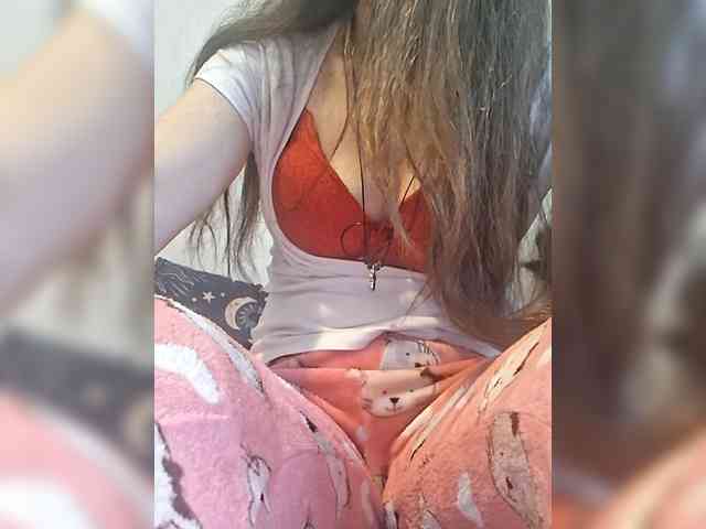 ChristianaHot webcam