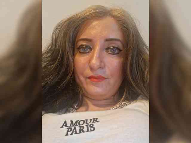 ChristianaHot webcam