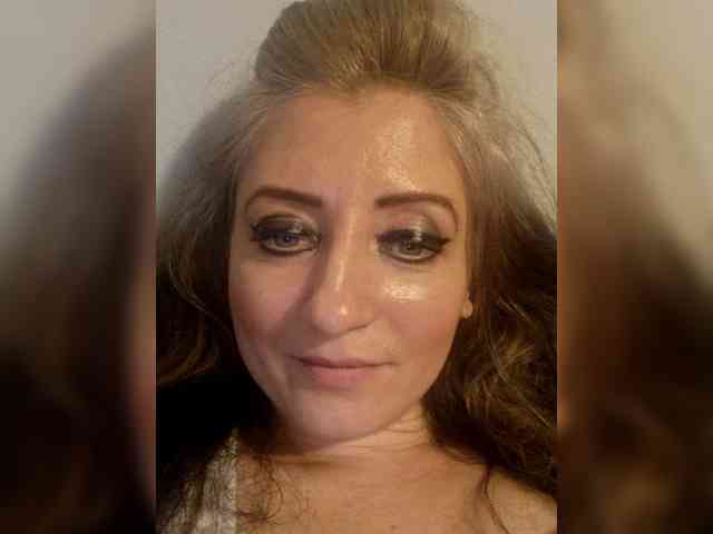 ChristianaHot webcam