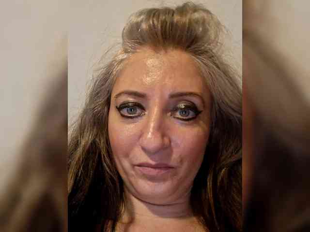 ChristianaHot webcam