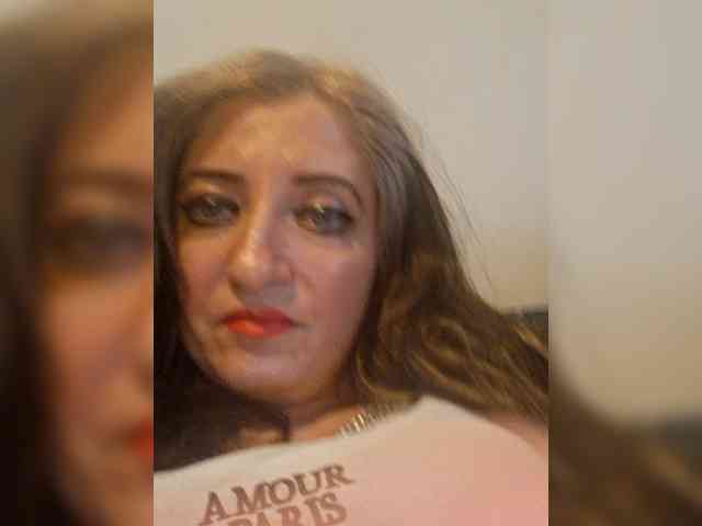 ChristianaHot webcam