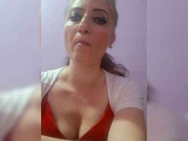 ChristianaHot webcam