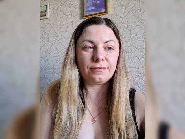 Mishellca's BongaCams show and profile