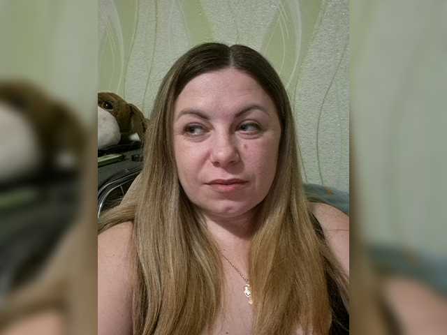 Mishellca's BongaCams show and profile