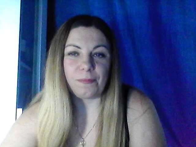 Mishellca's BongaCams show and profile