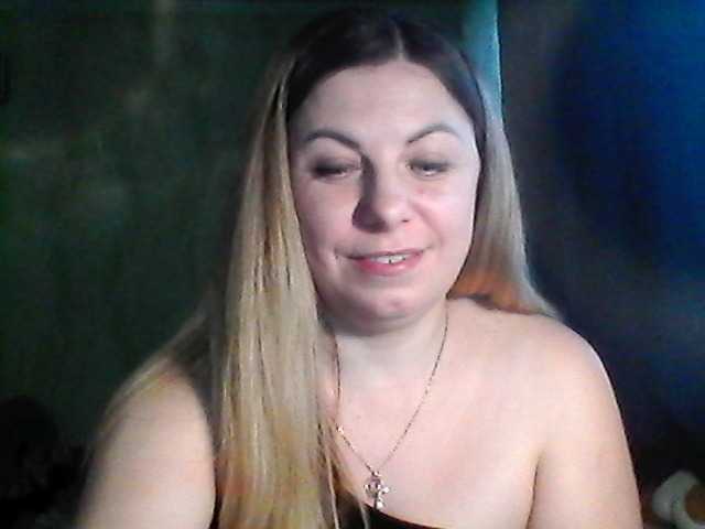 Mishellca's BongaCams show and profile