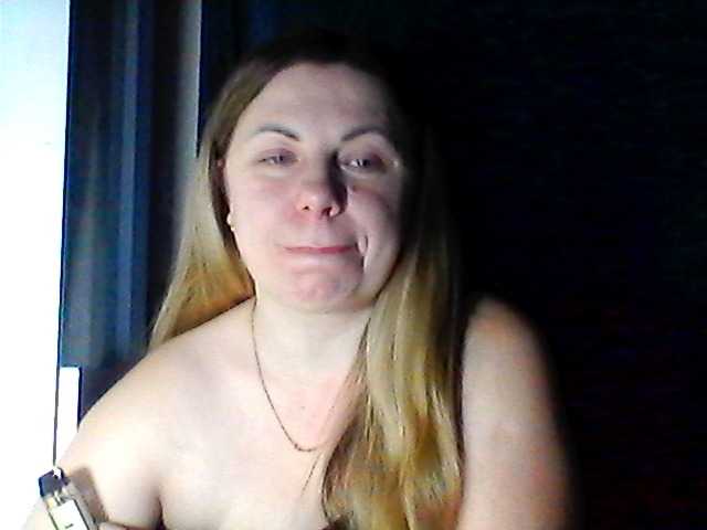 Mishellca's BongaCams show and profile