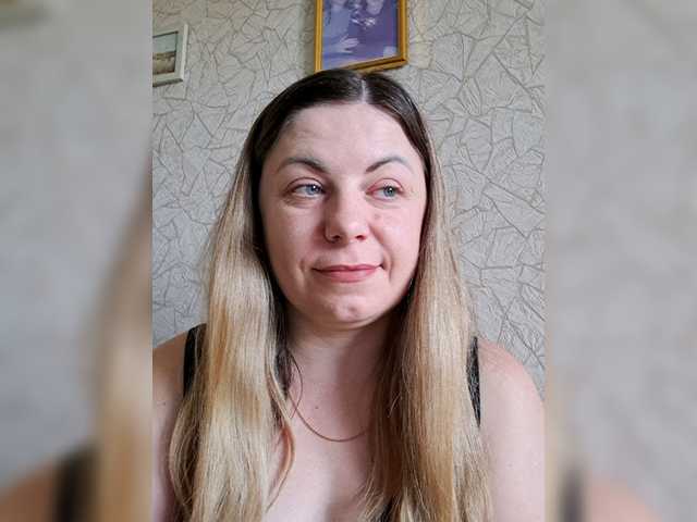 Mishellca Live Cam on BongaCams