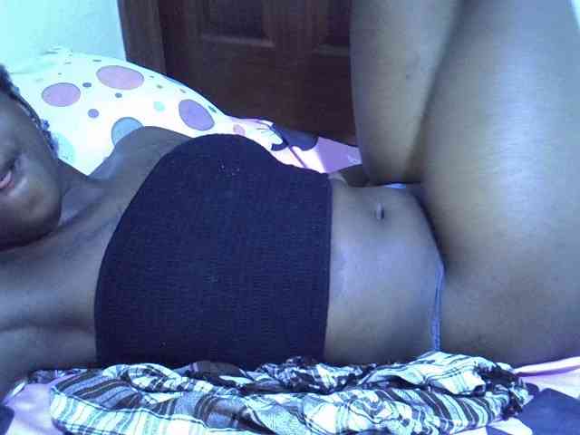 sexyshary Live Webcam on BongaCams