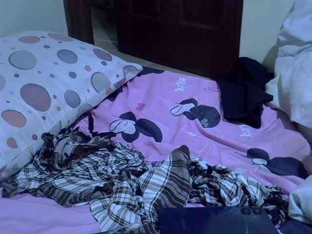 sexyshary Live Webcam on BongaCams