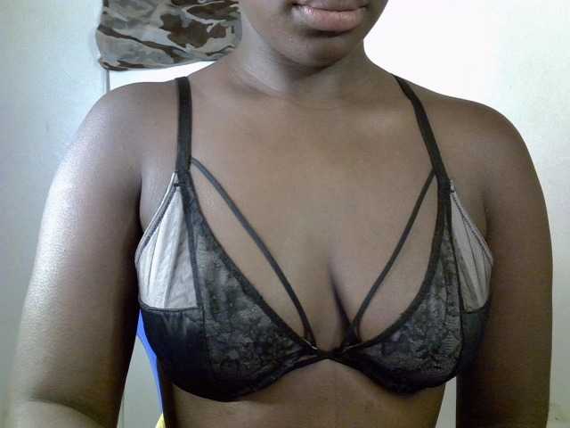 Assberry Live Cam on BongaCams