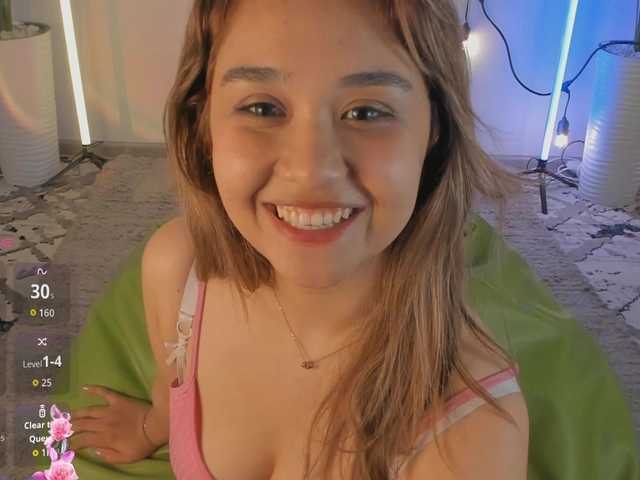 Larami's BongaCams show and profile