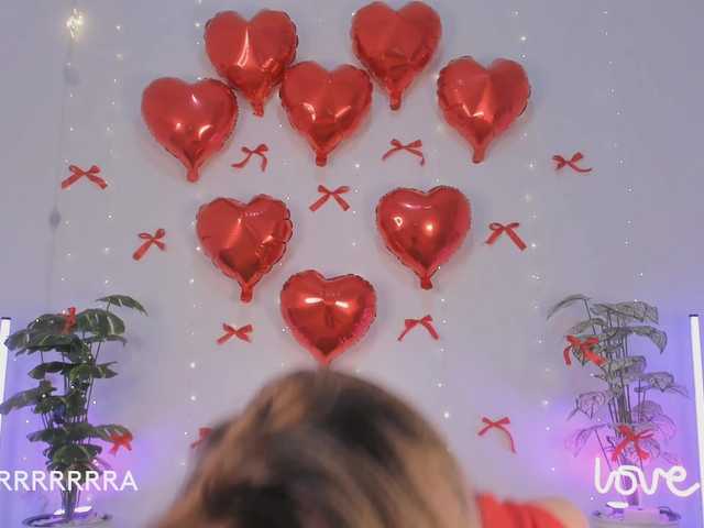 Larami's BongaCams show and profile