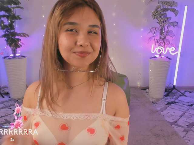 Larami's BongaCams show and profile