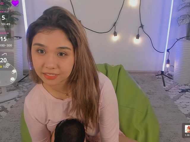 Larami's BongaCams show and profile