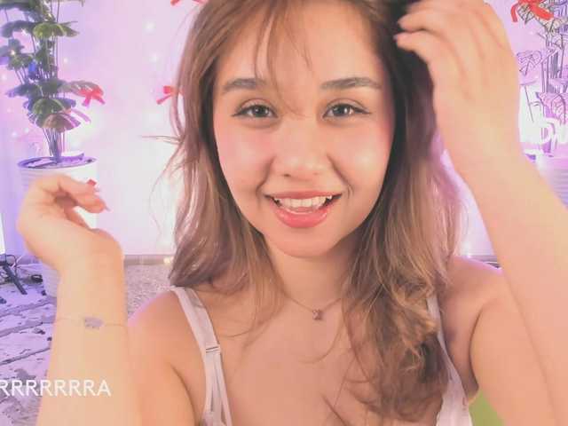 Larami's BongaCams show and profile