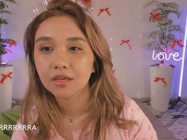 Larami's BongaCams show and profile