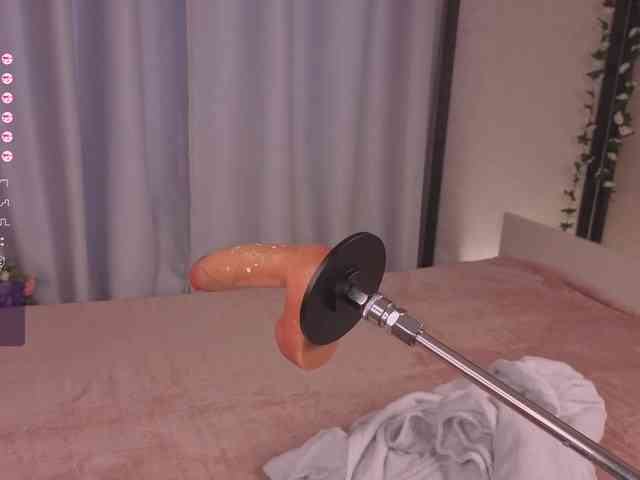 MillieBobby-JR webcam