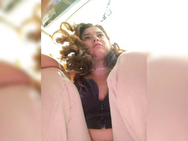 Marry357's BongaCams show and profile