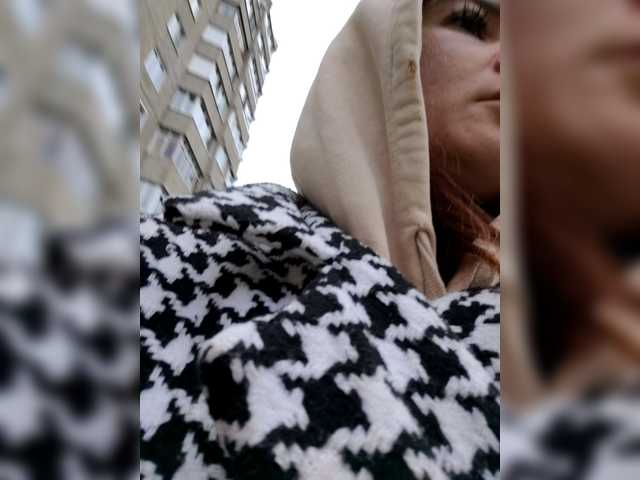 Marry357's BongaCams show and profile