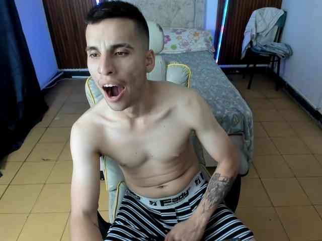 junior-caicer junior-caicer