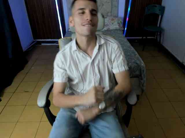 junior-caicer junior-caicer