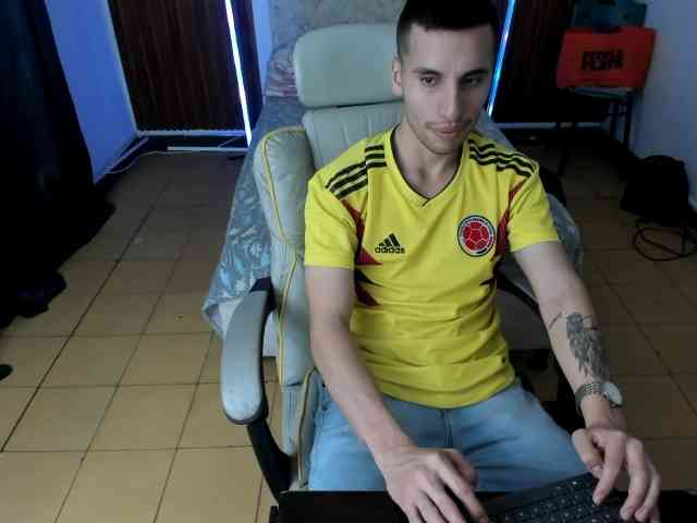 junior-caicer junior-caicer