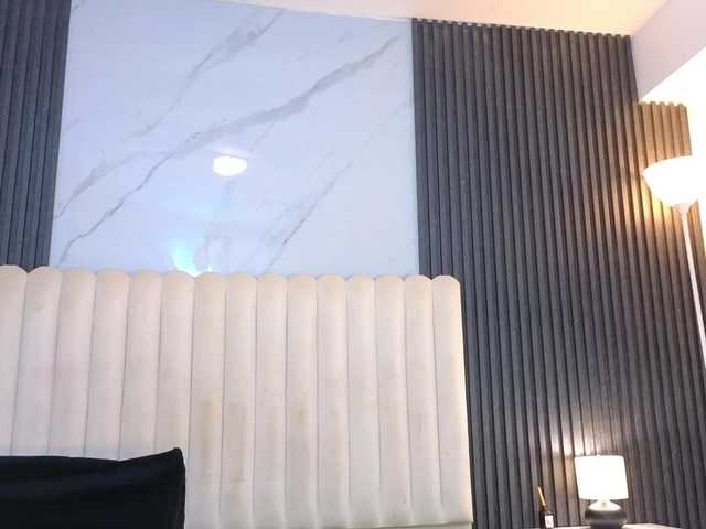 Arianaa-Cooper's BongaCams show and profile