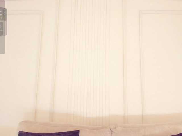 Arianaa-Cooper's BongaCams show and profile