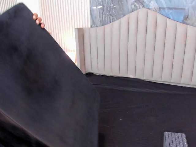 Arianaa-Cooper's BongaCams show and profile